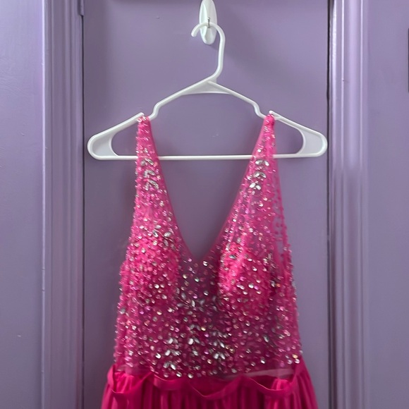 JJ’s House Brand New Fuchsia Sheer Top A Line Chiffon Dress! Prom, Hoco - Picture 3 of 13